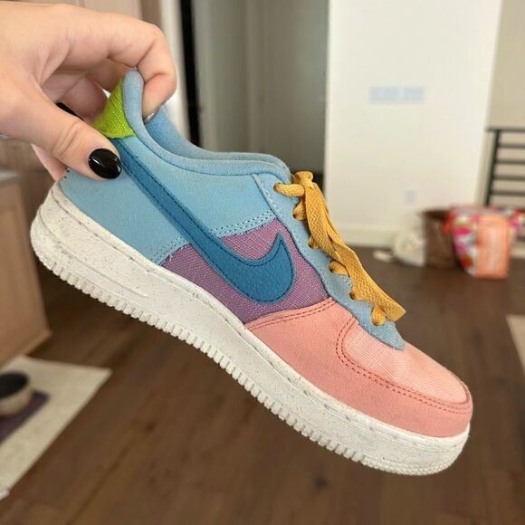 Nike Air Force 1 Low '07 LV8 - Picture 7 of 9